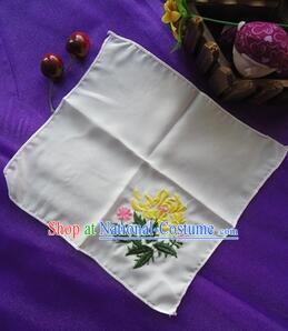 Chinese Traditional Style Handkerchief Embroidery Towel