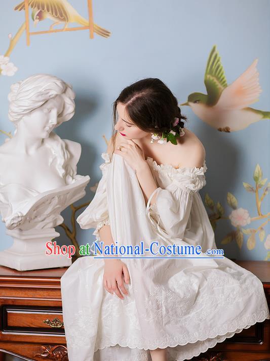 Traditional Classic Women Clothing, Traditional Classic White Silk Pajamas Heavy Lace Embroidery Evening Dress Restoring Garment Skirt Braces Skirt