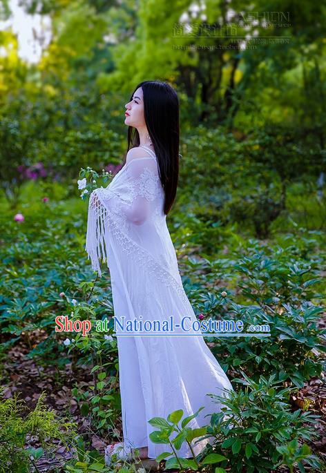 Traditional Classic Women Costumes, Traditional Classic Ture Silk Heavy Lace Embroidery Shawl Lace Cappa