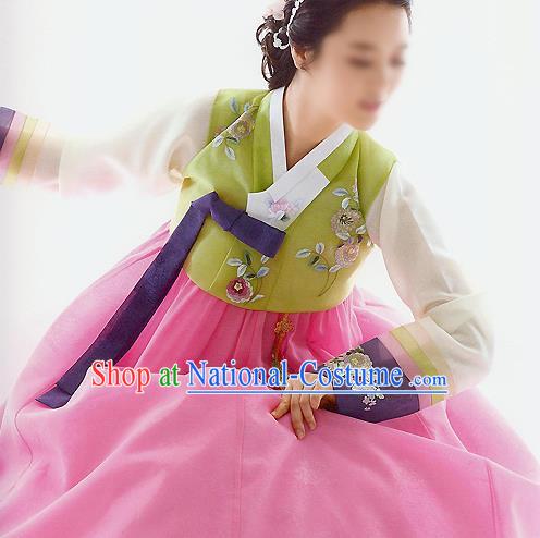 Traditional Korean Costumes Imperial Consort Wedding Green Blouse and Pink Dress, Asian Korea Hanbok Court Bride Embroidered Clothing for Women