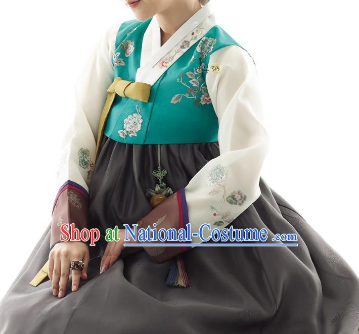 Traditional Korean Costumes Palace Lady Formal Attire Ceremonial Green Blouse and Black Dress, Asian Korea Hanbok Bride Embroidered Clothing for Women