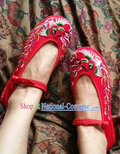 Asian Chinese National Wedding Embroidered Shoes, Traditional China Handmade Shoes Hanfu Embroidery Phoenix Peony Red Shoe for Women