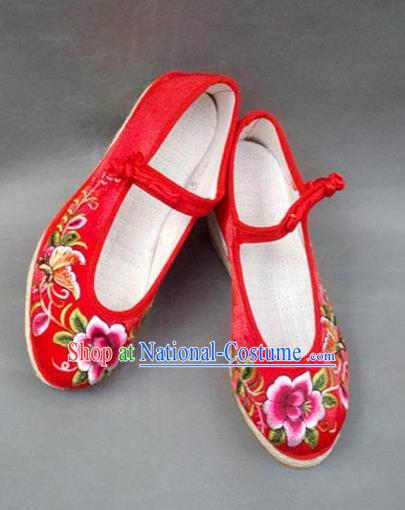 Traditional Chinese National Red Satin Shoes Embroidered Shoes, China Handmade Shoes Hanfu Embroidery Peony Shoes for Women