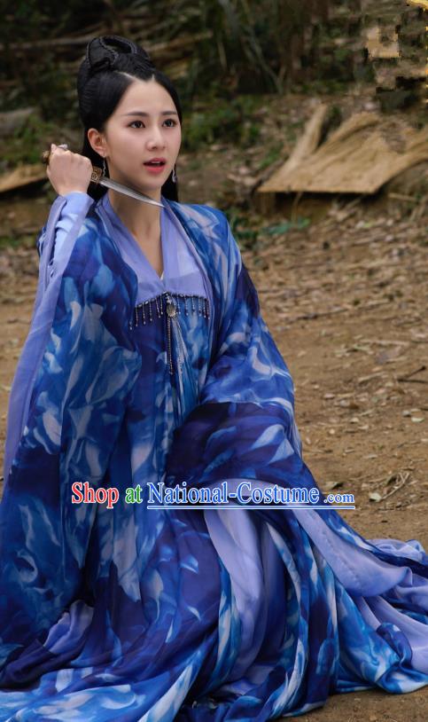 Asian China Northern and Southern Dynasties Palace Lady Fairy Costume, Chinese Lost Love In Times Traditional Acient Princess Embroidered Clothing