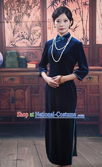 Traditional Ancient Chinese Republic of China Gentlewoman Cheongsam, Asian Chinese Chirpaur Blue Velvet Qipao Dress Clothing for Women