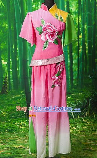 Traditional Chinese Classical Dance Yangge Fan Dancing Costume, Folk Dance Drum Dance Yangko Pink Clothing for Women