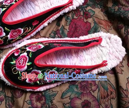 Traditional Chinese National Embroidered Shoes Handmade Black Satin Slippers, China Hanfu Embroidery Flowers Shoes for Women