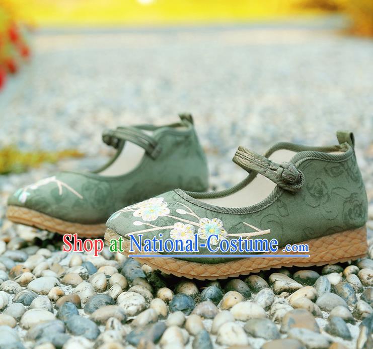 Traditional Chinese National Embroidered Shoes Green Linen Shoes, China Handmade Hanfu Embroidery Flowers Shoes for Kids