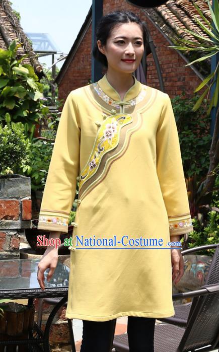 Asian China Top Grade Yellow Linen Hand Painting Cheongsam Blouse, Traditional Chinese Tang Suit Hanfu Plated Button Qipao Shirts for Women