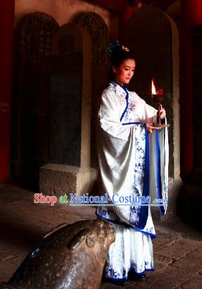 Traditional Chinese Ancient Palace Lady Costume Blue and White Porcelain Curve Bottom, Asian China Han Dynasty Imperial Concubine Hanfu Dress Clothing for Women