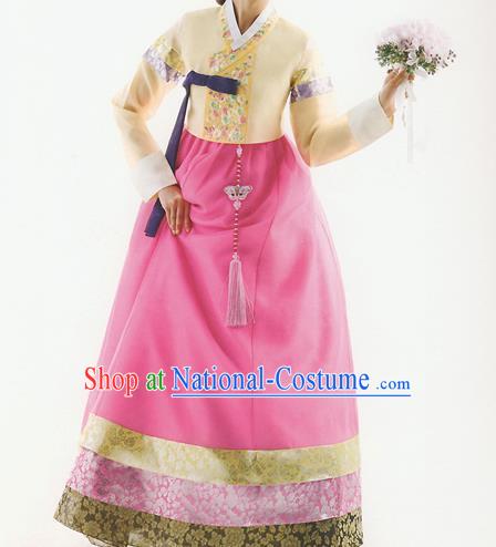 Traditional Korean Costumes Bride Formal Attire Ceremonial Yellow Blouse and Full Dress, Korea Hanbok Court Embroidered Wedding Clothing for Women