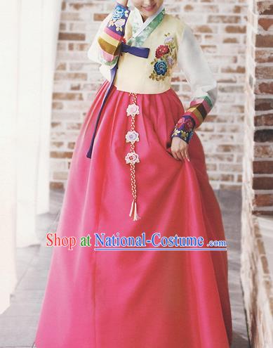 Traditional Korean Costumes Bride Formal Attire Ceremonial Yellow Blouse and Full Dress, Korea Hanbok Court Embroidered Clothing for Women