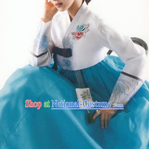 Traditional Korean Costumes Bride Formal Attire Ceremonial White Blouse and Blue Dress, Korea Hanbok Court Embroidered Clothing for Women