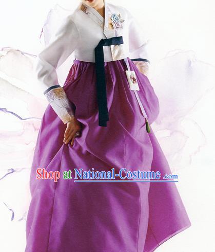 Traditional Korean Costumes Bride Formal Attire Ceremonial White Blouse and Purple Dress, Korea Hanbok Court Embroidered Clothing for Women