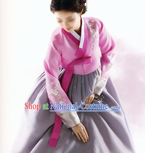 Traditional Korean Costumes Bride Formal Attire Ceremonial Pink Blouse and Grey Dress, Korea Hanbok Court Embroidered Clothing for Women