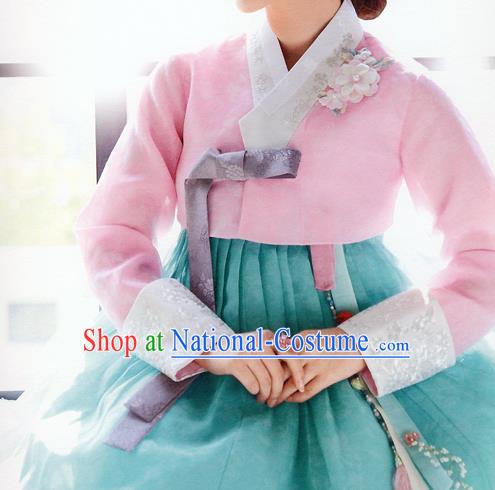 Traditional Korean Costumes Bride Wedding Pink Blouse and Green Dress, Korea Hanbok Court Embroidered Clothing for Women