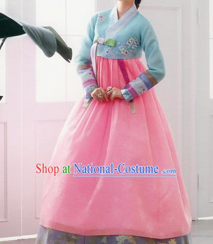 Traditional Korean Costumes Bride Formal Attire Ceremonial Blue Blouse and Pink Dress, Korea Hanbok Court Embroidered Clothing for Women