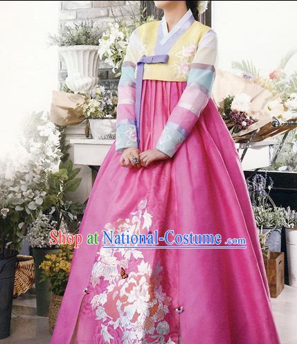 Traditional Korean Costumes Bride Formal Attire Ceremonial Yellow Blouse and Rosy Dress, Korea Hanbok Court Embroidered Clothing for Women