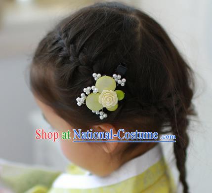 Traditional Korean Hair Accessories Green Rose Butterfly Hair Stick, Asian Korean Hanbok Fashion Headwear Hair Claw for Kids