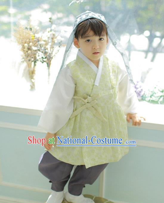 Asian Korean National Handmade Formal Occasions Embroidered Palace Prince Yellow Hanbok Costume Complete Set for Boys