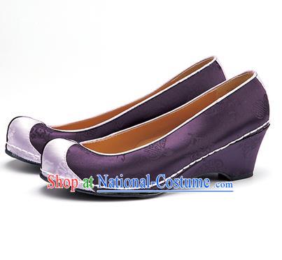 Traditional Korean National Wedding Embroidered Shoes, Asian Korean Hanbok Bride Embroidery Purple Satin Shoes for Women