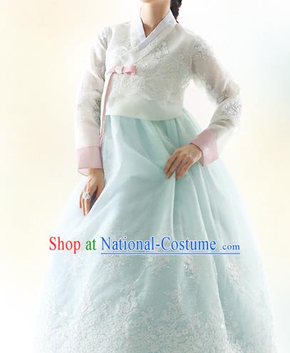 Asian Korean National Handmade Formal Occasions Wedding Bride Clothing Embroidered White Blouse and Green Dress Palace Hanbok Costume for Women