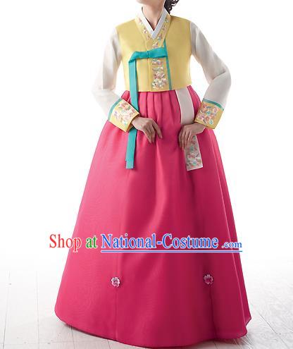 Asian Korean National Handmade Formal Occasions Wedding Bride Clothing Embroidered Yellow Blouse and Pink Dress Palace Hanbok Costume for Women