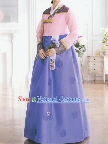 Korean National Handmade Formal Occasions Wedding Bride Clothing Embroidered Pink Blouse and Blue Dress Palace Hanbok Costume for Women