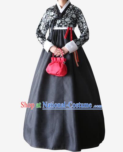 Top Grade Korean National Handmade Wedding Clothing Palace Bride Hanbok Costume Embroidered Black Blouse and Dress for Women