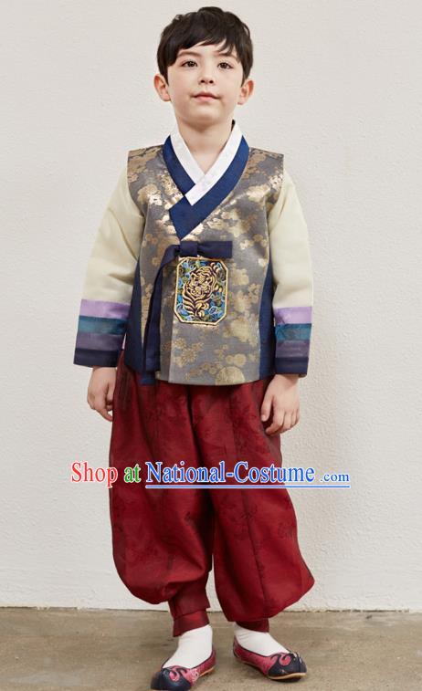 Asian Korean National Traditional Handmade Formal Occasions Boys Embroidery Golden Vest Hanbok Costume Complete Set for Kids