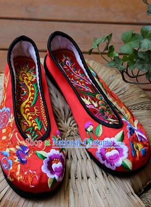 Asian Chinese Traditional Wedding Shoes Red Embroidered Shoes, China Peking Opera Embroidery Phoenix Peony Shoes Hanfu Shoes for Women