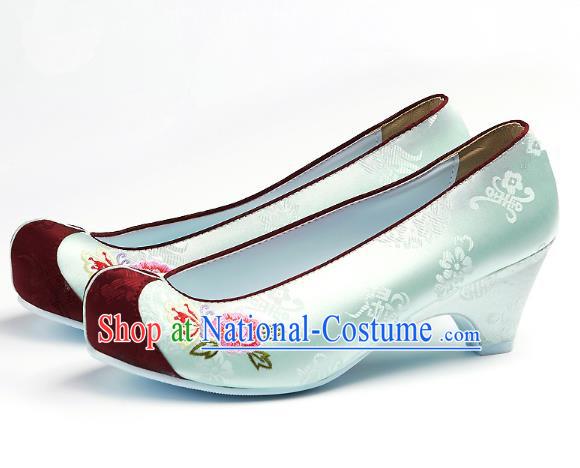 Traditional Korean National Embroidered Shoes, Asian Korean Hanbok Light Green Wedding Shoes for Women