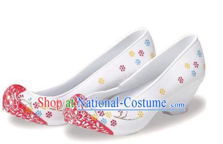 Traditional Korean National Embroidered Shoes, Asian Korean Hanbok White Wedding Bride Shoes for Women