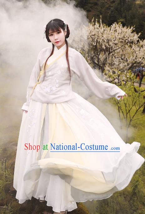 Asian China Ming Dynasty Princess Costume White Blouse and Skirt, Traditional Ancient Chinese Palace Lady Hanfu Embroidered Clothing for Women