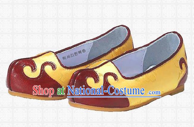 Traditional Korean National Embroidered Shoes, Asian Korean Hanbok Children Yellow Shoes for Boys