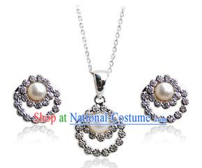 Traditional Korean Accessories Crystal Pearl Necklace and Earrings, Asian Korean Fashion Wedding Jewelry for Women