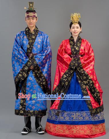 Traditional Korean Handmade Formal Occasions Embroidered Wedding Costume Complete Set, Asian Korean Apparel Bride and Bridegroom Hanbok Clothing