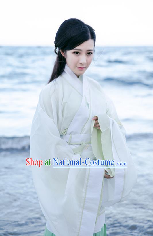 Asian China Han Dynasty Palace Lady Embroidered Costume, Traditional Chinese Ancient Princess Hanfu White Curve Bottom Clothing for Women