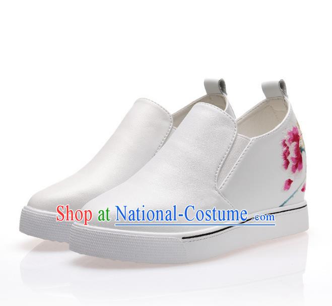 Asian Chinese Traditional Shoes White Embroidered Boots, China Handmade Embroidery Peony Shoes for Women