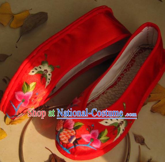 Traditional Chinese Ancient Princess Shoes Red Cloth Embroidered Shoes, China Handmade Embroidery Butterfly Flowers Hanfu Shoes for Women