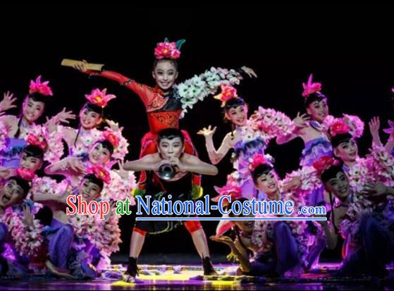 Traditional Chinese Yangge Fan Dancing Costume Modern Dance Dress Clothing and Headwear