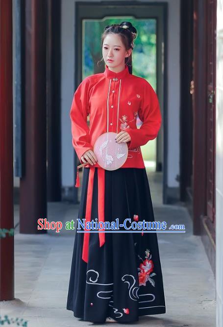 Traditional Chinese Ancient Ming Dynasty Imperial Princess Hanfu Embroidered Clothing for Women