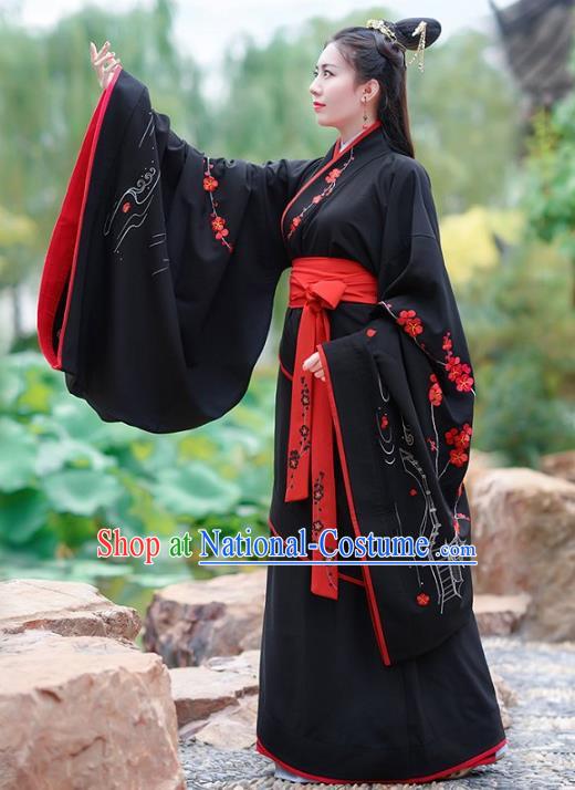 Traditional Chinese Ancient Han Dynasty Palace Lady Imperial Princess Hanfu Embroidered Clothing for Women