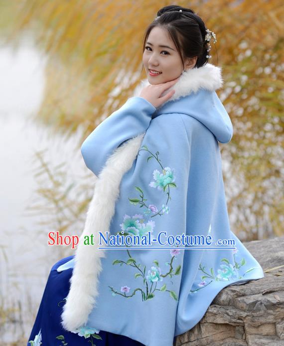 Traditional Chinese Ming Dynasty Young Lady Hanfu Costume Embroidered Blue Short Hooded Cloak for Women