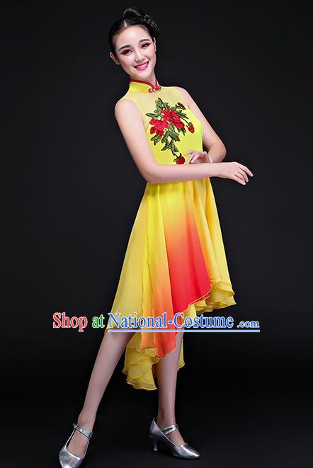 Traditional Chinese Classical Fan Dance Embroidered Yellow Cheongsam Dress, China Yangko Folk Dance Clothing for Women