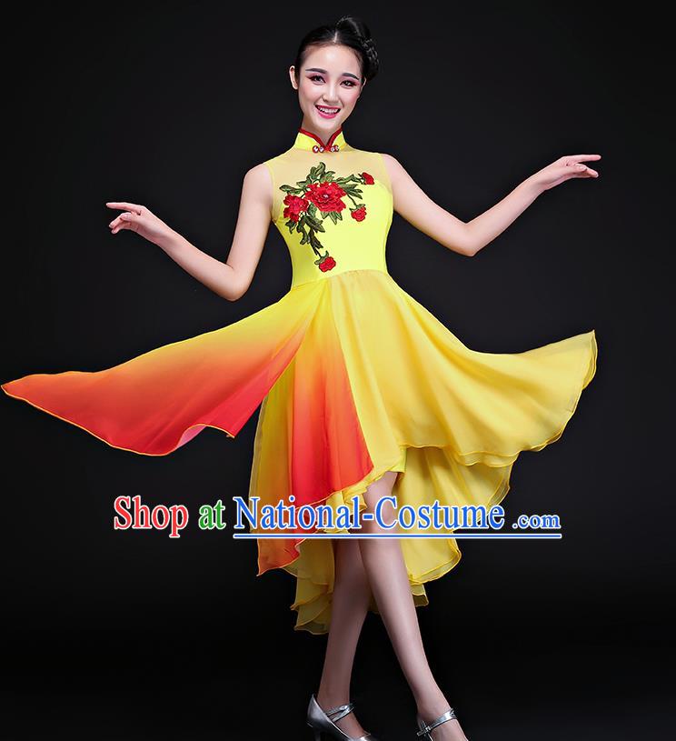 Traditional Chinese Yangge Fan Dancing Costume Modern Dance Dress Clothing