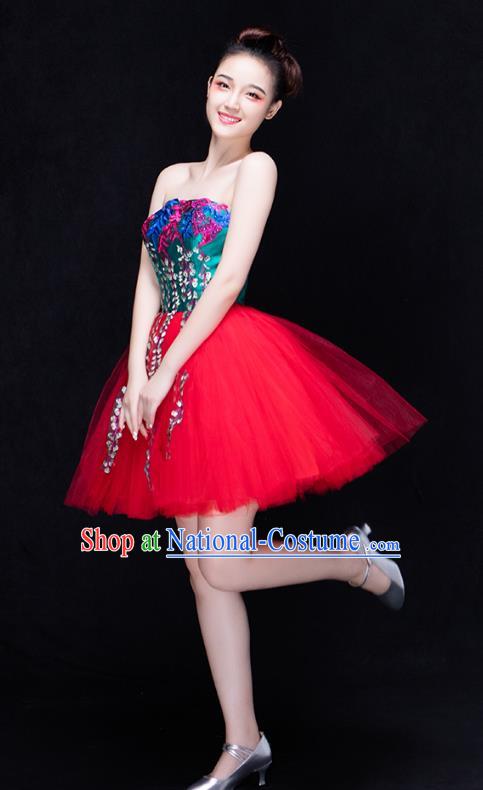 Traditional Chinese Yangge Fan Dancing Costume Modern Dance Dress Clothing