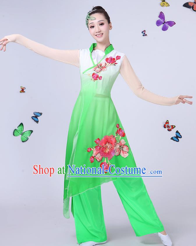 Traditional Chinese Classical Umbrella Dance Green Embroidered Costume, China Yangko Folk Fan Dance Clothing for Women