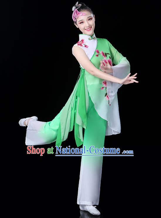 Traditional Chinese Classical Fan Dance Embroidered Costume, China Yangko Folk Dance Green Clothing for Women