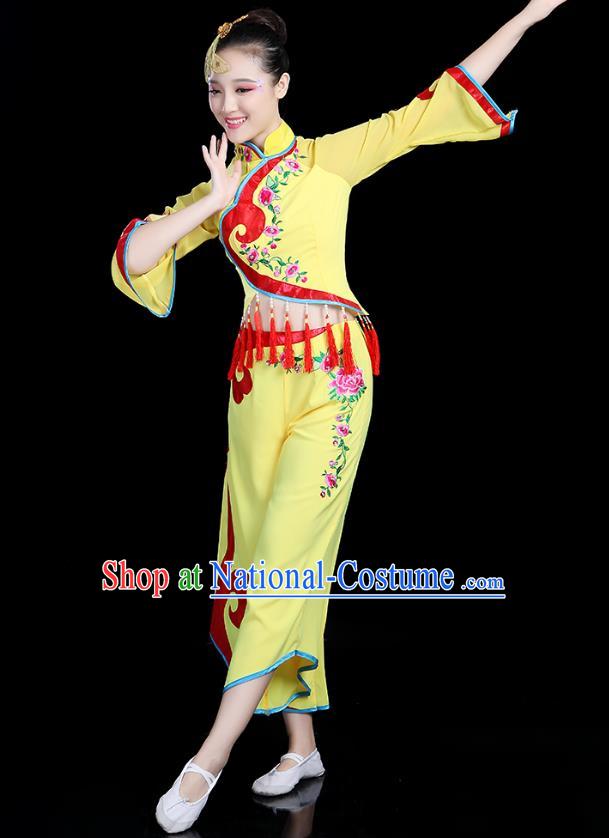 Traditional Chinese Yangge Fan Dance Yellow Costume, China Classical Folk Dance Yangko Drum Dance Clothing for Women